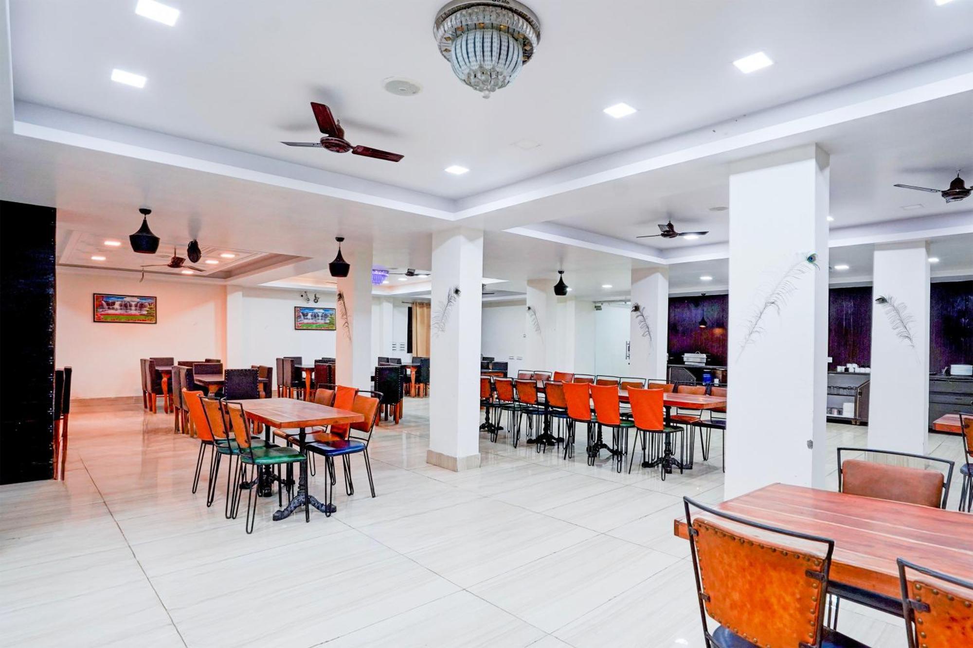 Super Townhouse Mall Road Near Library Chowk Mussoorie Bagian luar foto